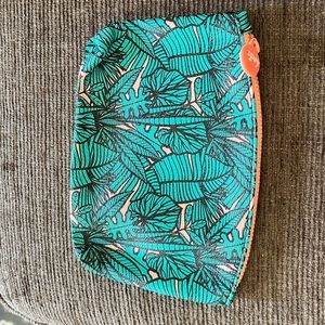 IPSY bags. Never used.